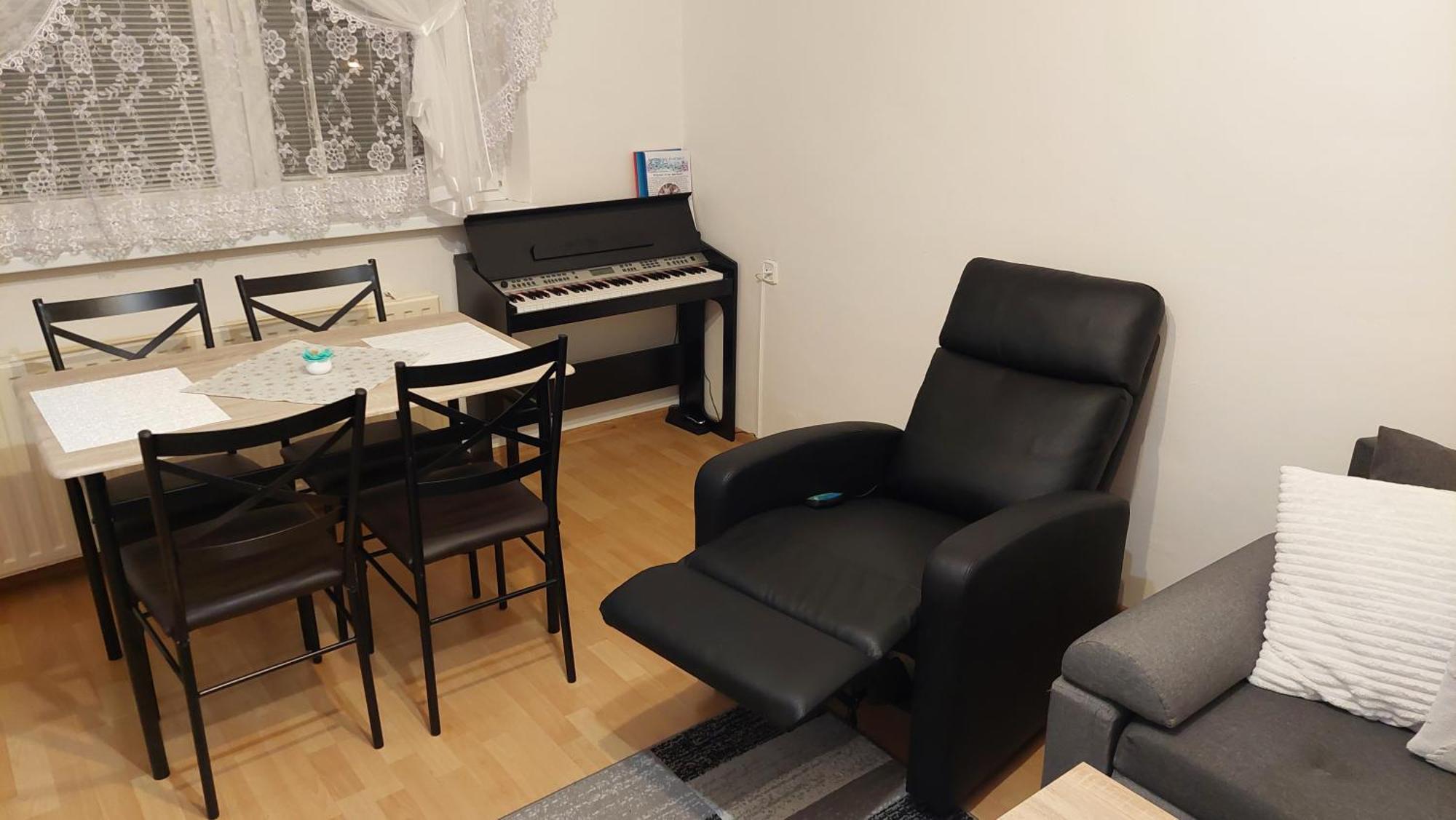 Karki Music Apartment Poprad Exterior photo